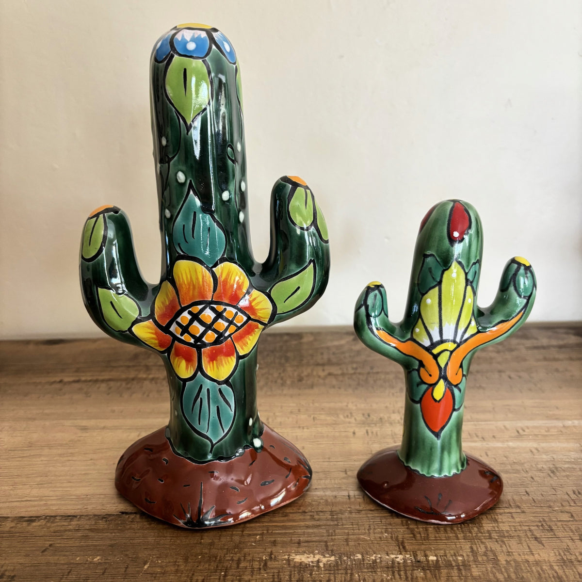 Talavera Saguaros